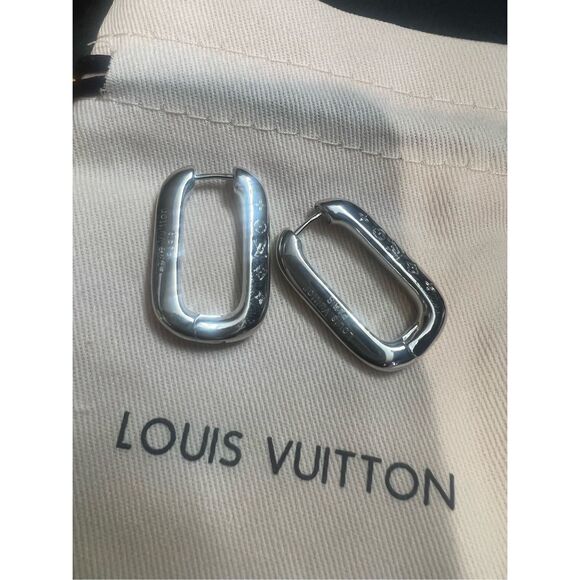 Louis Vuitton hoop earrings silvertone - Picture 2 of 5